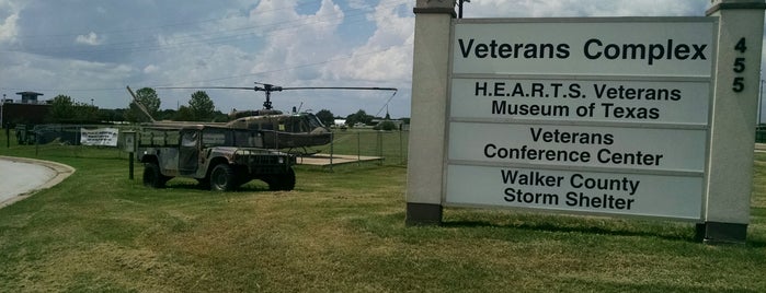 Hearts Veterans Museum is one of สถานที่ที่ Clint ถูกใจ.