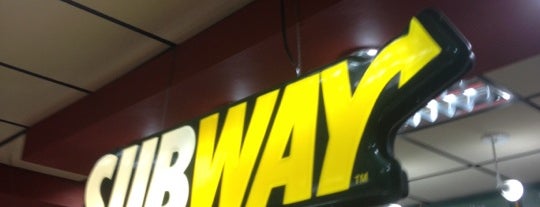 Subway is one of Locais curtidos por Jean Carlos.