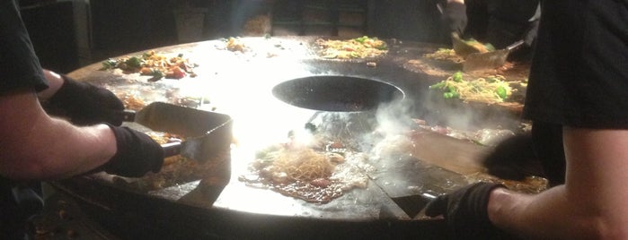 HuHot Mongolian Grill is one of Billings.