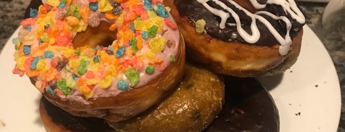 Nathalie's Donuts is one of Places to try in austin.