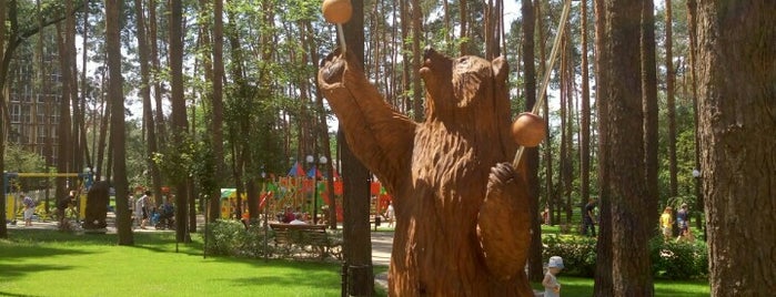 Парк Покровский is one of Locais curtidos por Андрей.