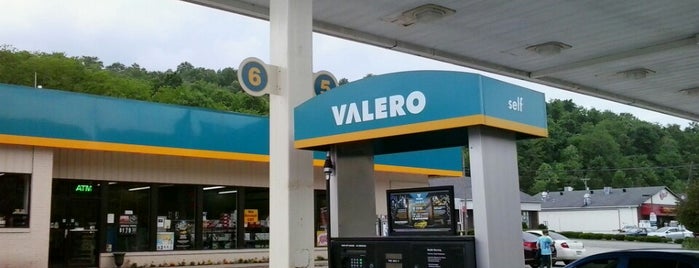 Valero is one of 🖤💀🖤 LiivingD3adGirlさんのお気に入りスポット.