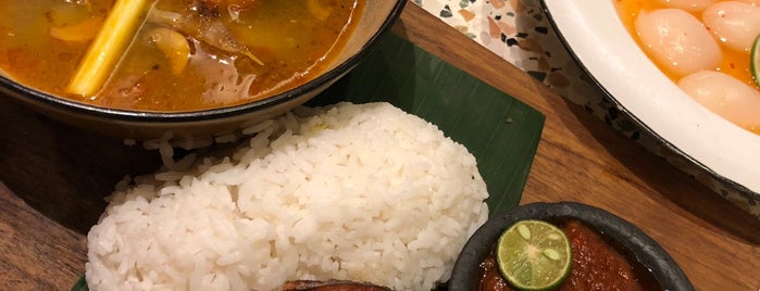 Putu Made is one of Tempat yang Disukai MEE.