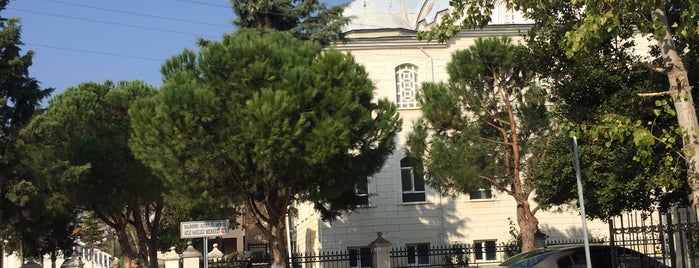 İmam-ı Birgivi Camii is one of Balıkesir | Spirituel Merkezler.