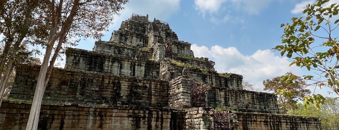 Prasat Thom is one of Angkor Archaeological Park Highlights.