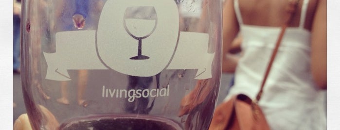 Livingsocial Wine Fest is one of Jamal'ın Beğendiği Mekanlar.