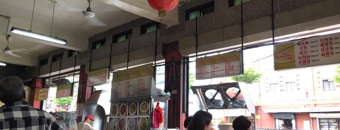 Restoran Kopi Lai Foong (丽丰茶冰室) is one of Omnomnom.