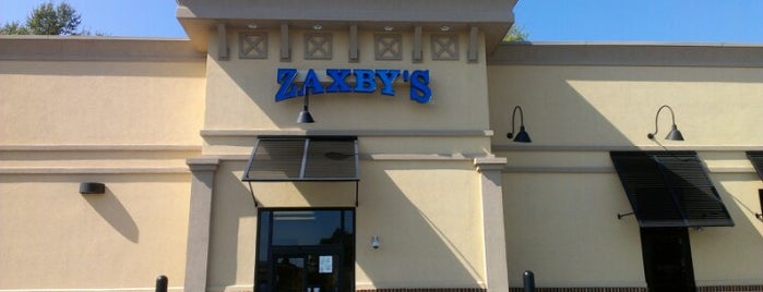 Zaxby's Chicken Fingers & Buffalo Wings is one of Tempat yang Disukai Aubrey Ramon.