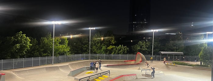 Lee and Joe Jamail Skatepark is one of Houston, TX.