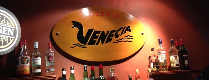 Venecia is one of Montevidéu.