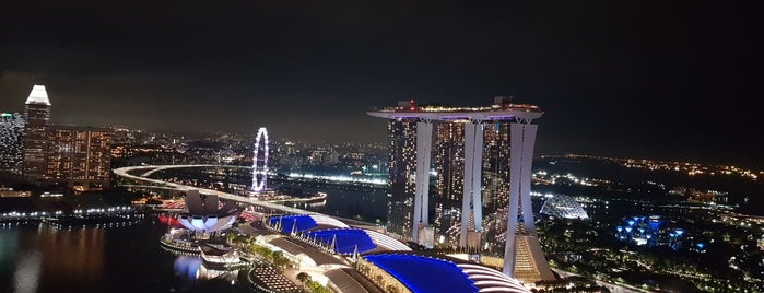 LeVeL 33 Craft-Brewery Restaurant & Lounge is one of The 15 Best Places with Scenic Views in Singapore.