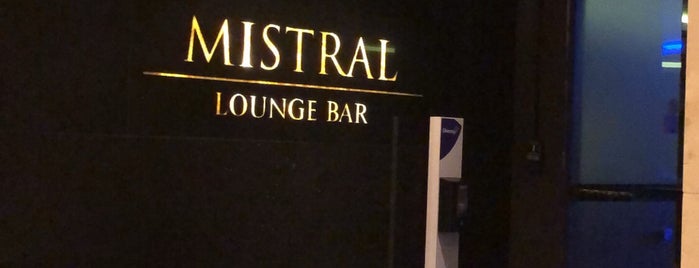 Mistral Lounge & Bar is one of İzmir İzmir.
