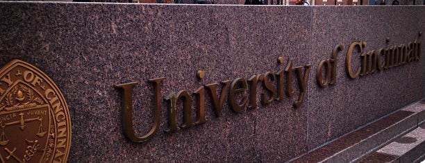 University of Cincinnati is one of Aaron : понравившиеся места.