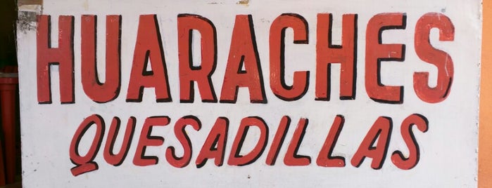 Huaraches 'Lala' is one of Teuctzintli : понравившиеся места.