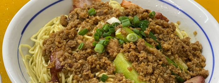 Chun Kei Tai Bu Noodle Restaurant 春记大埔面 is one of Squeasel.