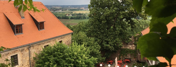 Schloss Scharfenberg is one of Valentin : понравившиеся места.