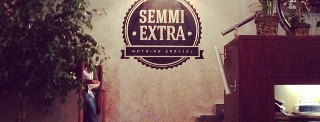 Semmi Extra is one of Dem burgerz.
