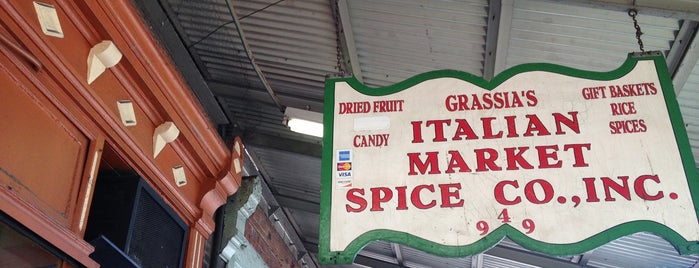 Grassia's Italian Market Spice Co. is one of Sandy 님이 좋아한 장소.