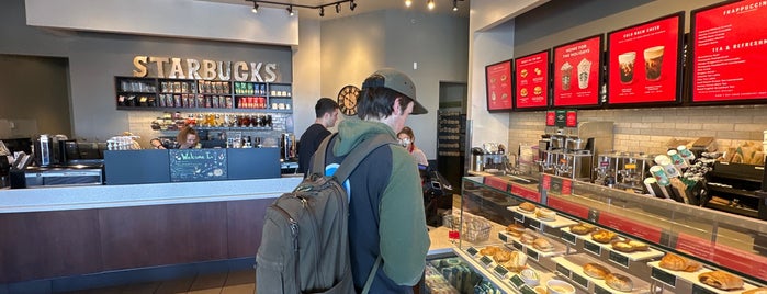 Starbucks is one of สถานที่ที่ Hiroshi ♛ ถูกใจ.