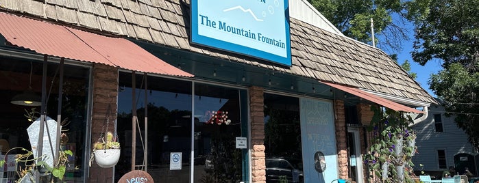 The Mountain Fountain is one of Lugares favoritos de Seth.