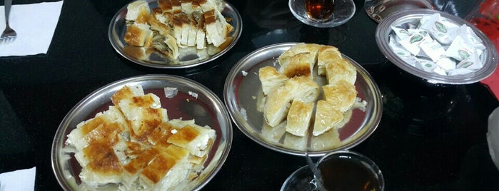 Alkan Börek is one of Borga'nın Beğendiği Mekanlar.