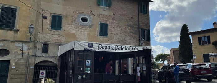 Peggio Palaia Pub is one of Locali.