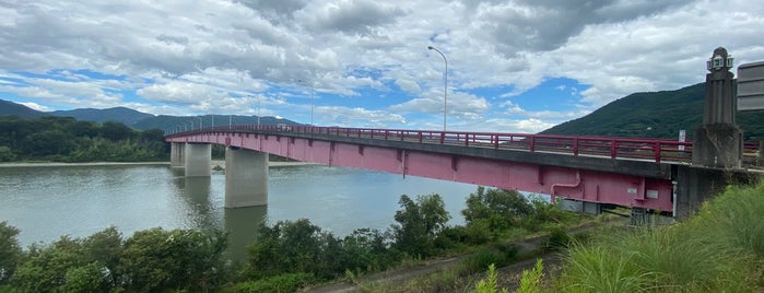 穴吹橋 is one of 吉野川にかかる橋.