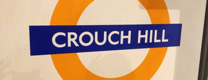 Crouch Hill Railway Station (CRH) is one of Lieux qui ont plu à Albert.