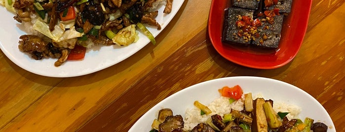 Shun Kee Restaurant is one of Metro Eats: Top 100 Cheap Eats Auckland.