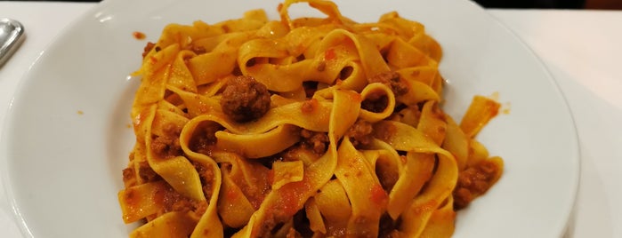 Trattoria Bolognese is one of Lugares favoritos de Ali Can.