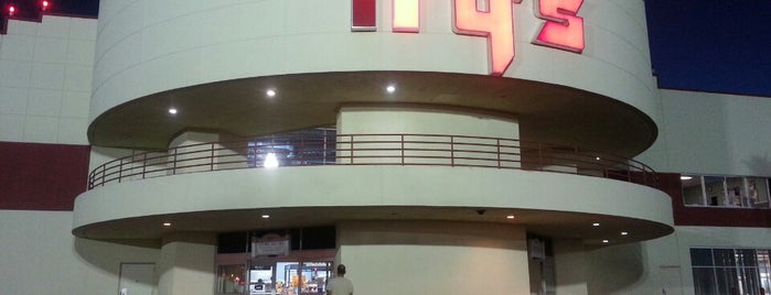 Fry's Electronics is one of สถานที่ที่บันทึกไว้ของ Fatoş.