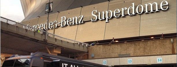 Марседес-Бенц Супердоум is one of NFL Stadiums 2012/13.