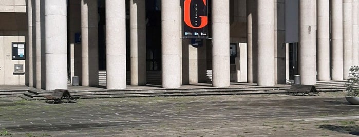 Palacio de la Ópera is one of Coruña.