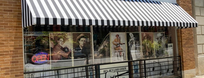 Hank Williams Museum is one of Alabama.