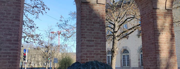 Aqueduc Sculpté is one of Страсбург.