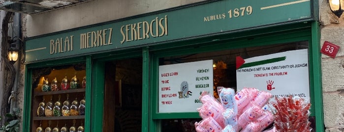 Tarihi Merkez Şekercisi (1890) is one of İstanbul Gezilecek Yerler.