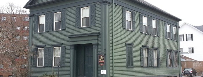Lizzie Borden's Bed & Breakfast / Museum is one of Ghost Adventures Locations.