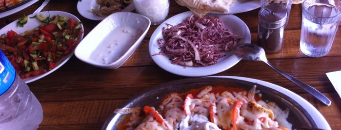 Elruha Ocakbasi is one of Mersin Yemek&Restoran Listesi.