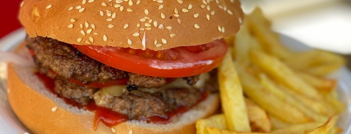 Queen Burger is one of Greece (Athens): Food and the City.