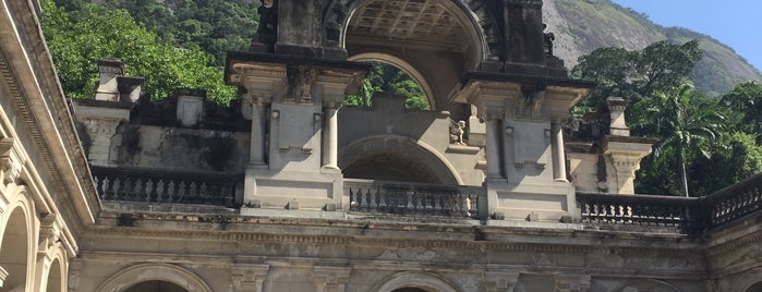 Parque Lage is one of #StefanieCaio Favourites in Rio.