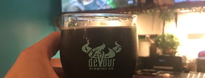 Devour Brewing is one of สถานที่ที่ Greg ถูกใจ.