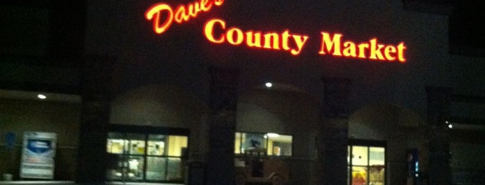 Dave's County Market is one of Tempat yang Disukai Russ.