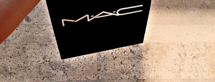 MAC Cosmetics is one of iremnur : понравившиеся места.