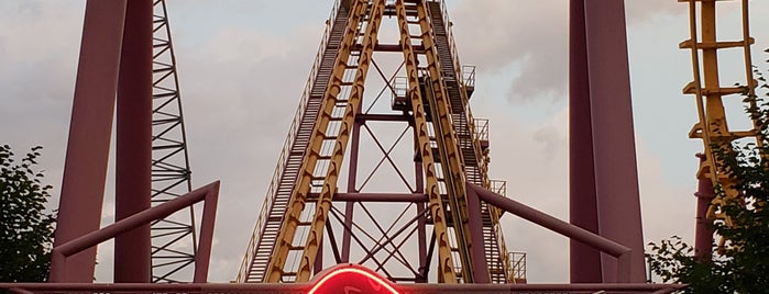 Boomerang is one of Rollercoasters I’ve Conquered.