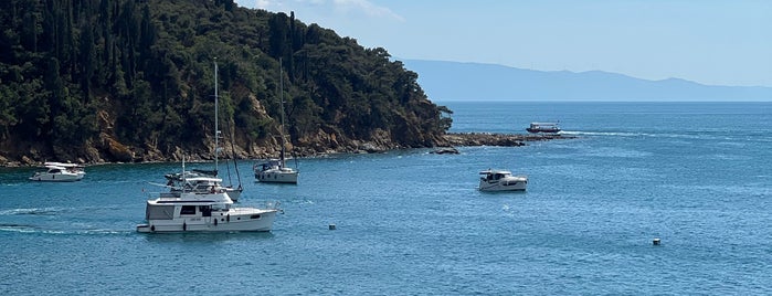 Halik Koyu is one of Posti che sono piaciuti a Oğuzhan.