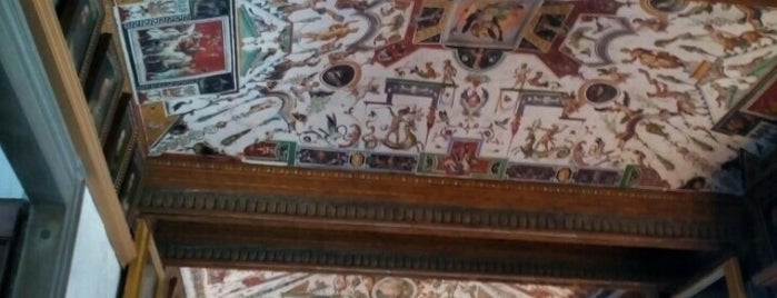 Uffizien is one of Orte, die Salvatore gefallen.