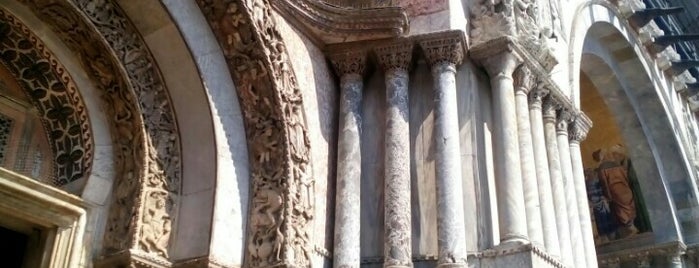 Basilica di San Marco is one of Posti che sono piaciuti a Salvatore.