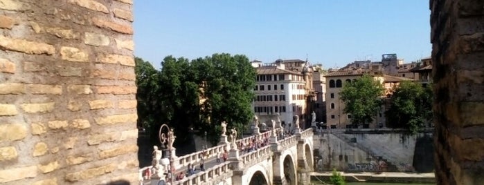 Castel Sant'Angelo is one of Salvatore'nin Beğendiği Mekanlar.