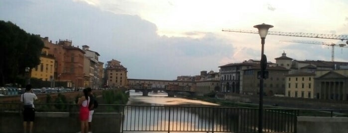 Ponte alle Grazie is one of Tempat yang Disukai Salvatore.