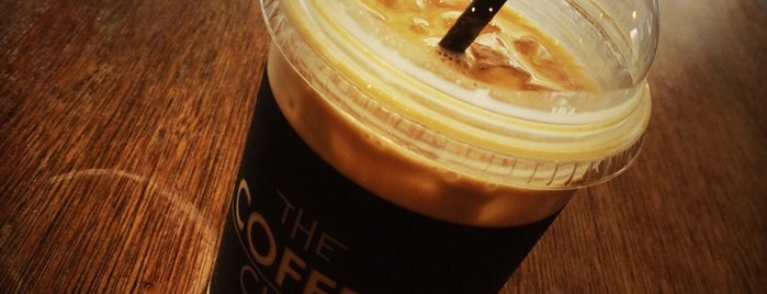 The Coffee Club is one of สถานที่ที่ Julia ถูกใจ.